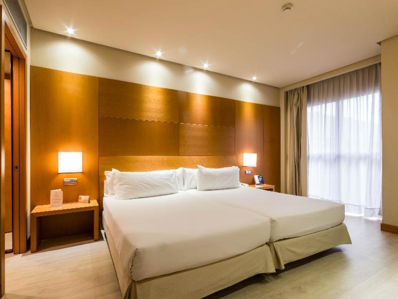 Silken Puerta Madrid Hotell Rum bild